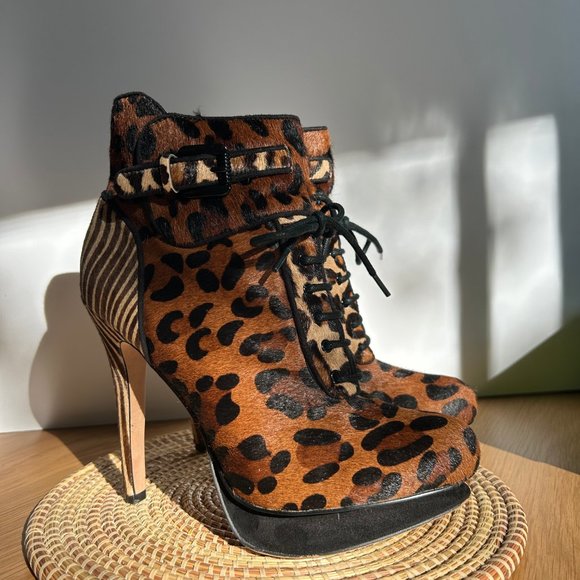 Sam Edelman Laced Stiletto Heel Bootie Animal Print Cheetah Leopard Brown Zebra - Picture 4 of 9